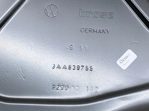 OEM 3AA839755 Linker Achterruitheffer VW Passat image 4