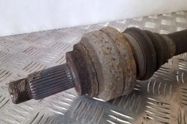 Vänster bakaxel BMW 7 (E65, E66, E67) 3.0L Diesel image 2