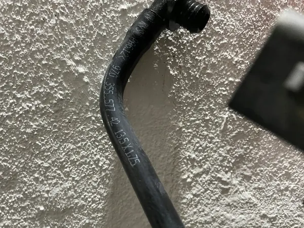 Vakuumschlauch Porsche Panamera 970 97035557742 image 3