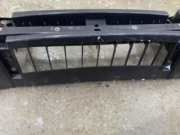 Refuerzo Parachoques Delantero Iveco Daily Lift OEM 05802316030 image 7