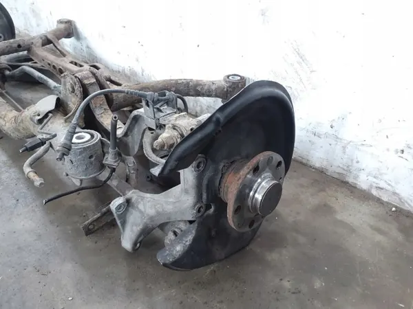 Ressort à lames arrière d'occasion OEM 1K0511305DF VW Passat image 3