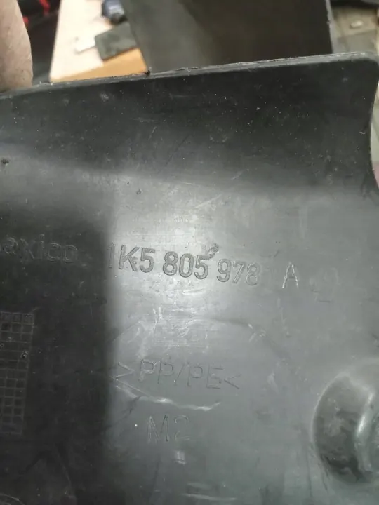 Etummaisen oikean pyöräkaaren Volkswagen Golf V image 4