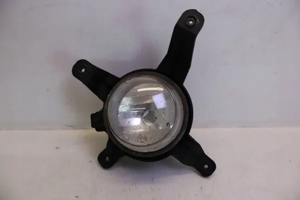 Halogen Right Mounting Bracket OEM halogen ix35 image 2