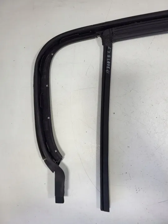Joint de porte arrière droit OEM 9677887480 Peugeot 308 II image 10
