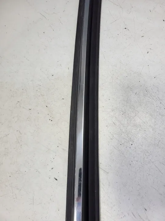 Joint de porte arrière droit OEM 9677887480 Peugeot 308 II image 3