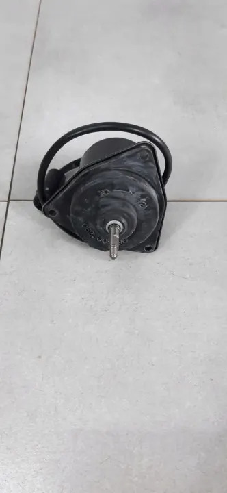 Suzuki Swift Radiatorventilatormotor OEM 17120-82000 image 2