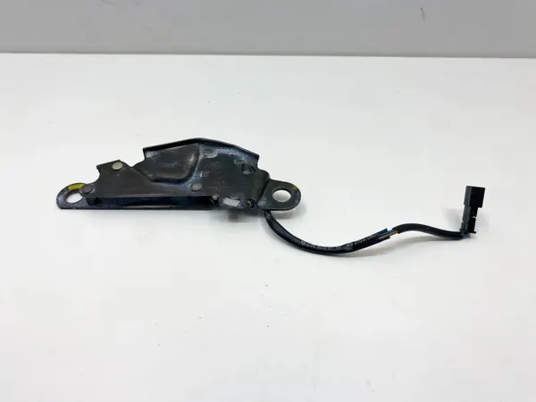 Mercedes-Benz kattolukko OEM A2307900277 SL R230 image 4
