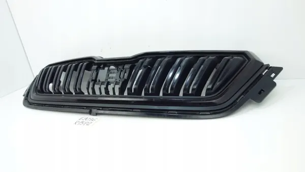 Skoda Kamiq 2019- Frontstoßstangengrill-Abdeckung OEM 658807723 image 3