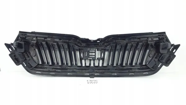 Skoda Kamiq 2019- Frontstoßstangengrill-Abdeckung OEM 658807723 image 4
