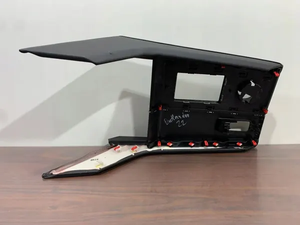 Begagnad Mitsubishi OE ramspak OEM 8010A494 image 3