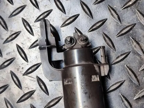 Strålkastartvättare höger OEM 3T0955978A image 2
