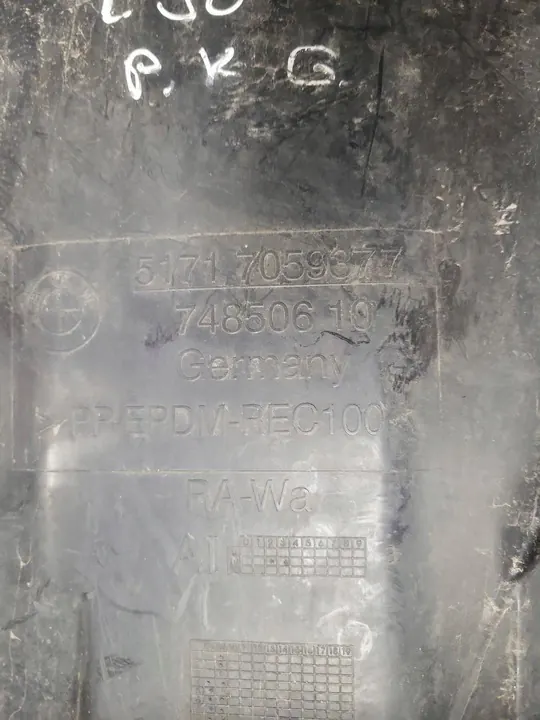 Vasen etuhelma BMW 3 E90 E91 image 4