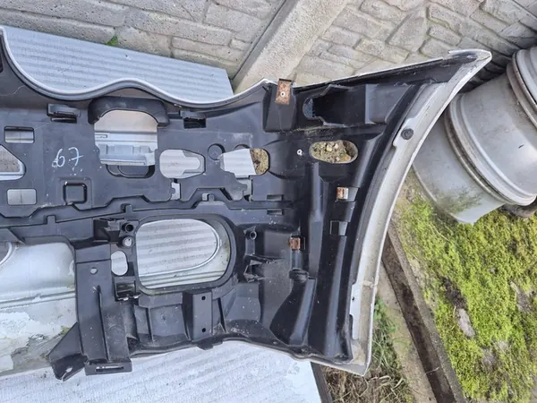 Parachoques delantero Mercedes W203 image 10