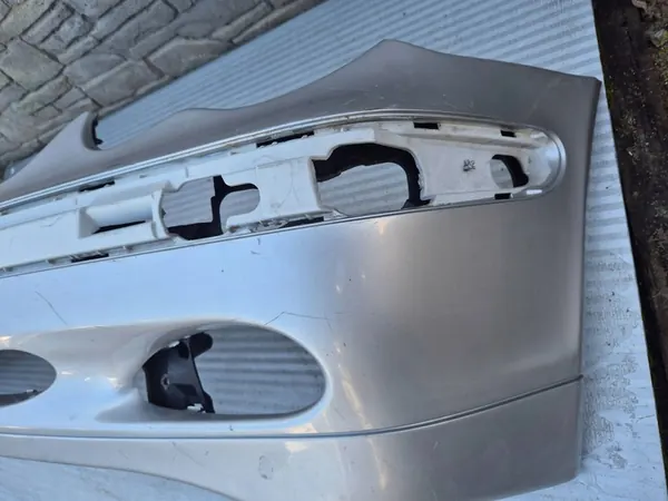 Parachoques delantero Mercedes W203 image 6