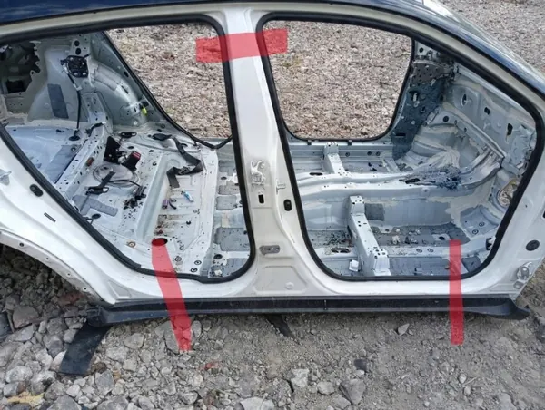 Pilar Central Derecho OEM 490030 Toyota C-HR 2016-2019 image 2