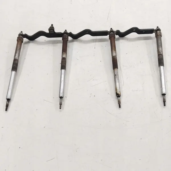 NISSAN X-TRAIL I T30 2.2 DI YD22ETI Bujías de Precalentamiento image 4