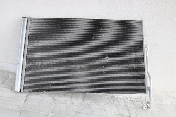 VW Touareg Ilmastointiradiaattori 7P0820411B image 3