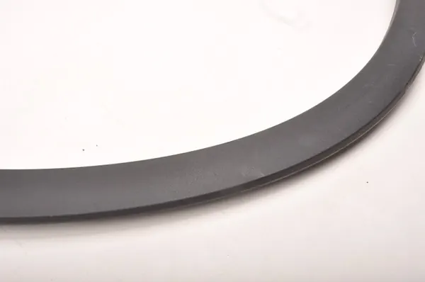 Volvo XC40 Kotflügelabdeckung OEM 32409189 Rechts image 4
