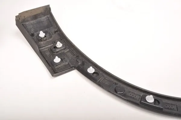 Volvo XC40 Kotflügelabdeckung OEM 32409189 Rechts image 9