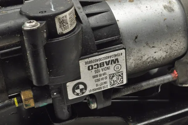 Compressor BMW OE usado OEM 6894450 para i4 2024 image 6