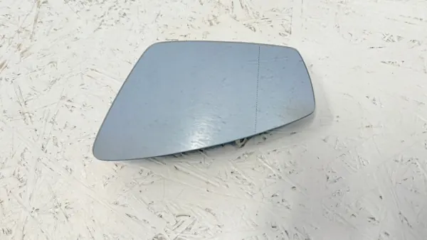 VW TIGUAN II Oikea Peili-Insertti OEM 5NA857522A image 2