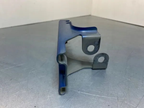Mitsubishi ASX Batterifäste OEM FBZ22240 - Begagnad image 5