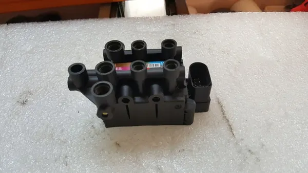 Distribuidor Neumático Audi E-Tron OEM 4KE616013A image 2