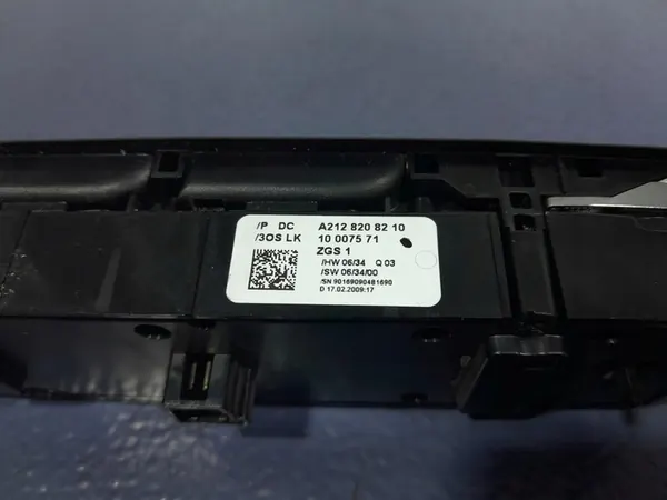 MERCEDES C W204 Raamschakelaar voor linksvoor A2128208210 image 5