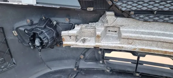 KIA CARENS III 2006- Paraurti Anteriore Originale A287 image 8