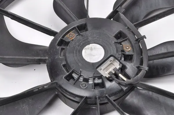 MERCEDES W246 2.2 CDI Kylarrubrik A2465000064 image 4