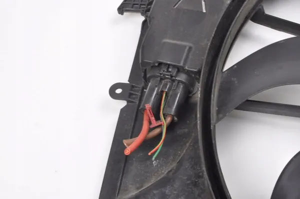 MERCEDES W246 2.2 CDI Kylarrubrik A2465000064 image 5