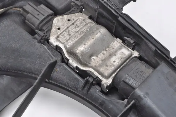 MERCEDES W246 2.2 CDI Kylarrubrik A2465000064 image 6