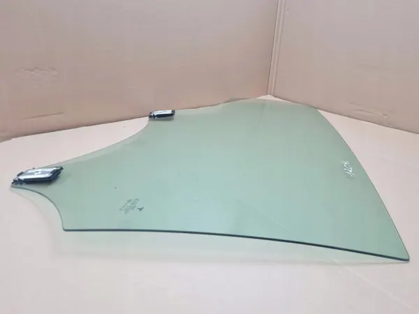 Vitre arrière Tesla Model 3 OEM 43R011570 - Occasion image 3