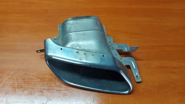 OEM 31455531 Cache d'échappement droit arrière image 2