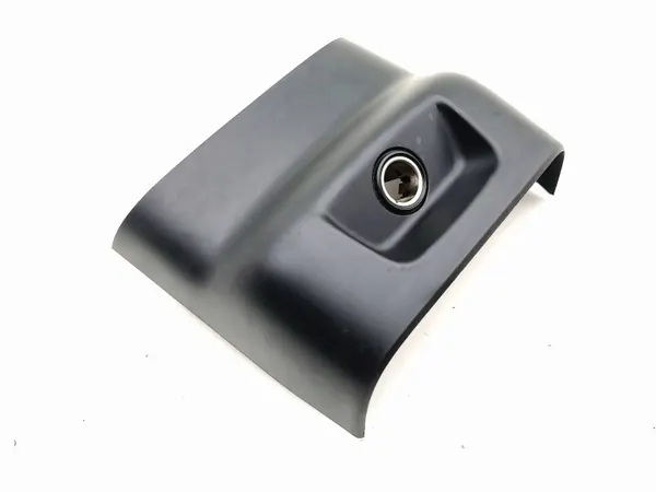 Enchufe encendedor Volvo S90 V90 OEM 39841419 image 3