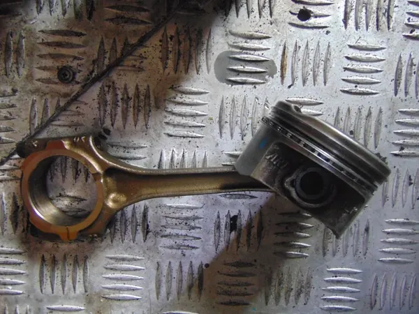 Toyota OEM Zuiger & Drijfstang Set 4ZZ-FE 1.4 VVTi image 6