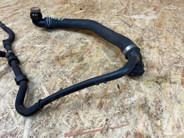 Manguera de agua VW Skoda Seat Audi 5Q0122101GH image 5