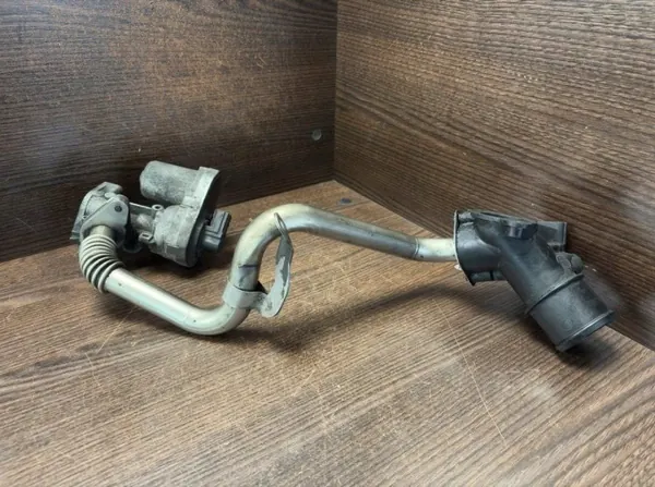 Ford Transit EGR-putki OEM 6C119F479AB - Käytetty image 2