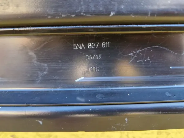 VW Tiguan II Etupuskuri 5NA807109M image 4