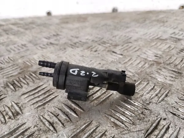Infiniti Bränsleångventil OEM FBZ14049 - Begagnad image 2