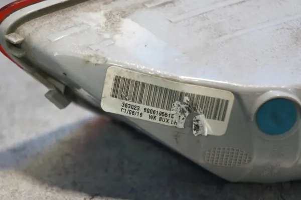 Takapuskurin valo vasen OEM AOP22641 Jeep Compass image 4