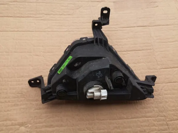 HYUNDAI ELANTRA VI Farol de Neblina Esquerdo 2Pin 92301F2500 image 4