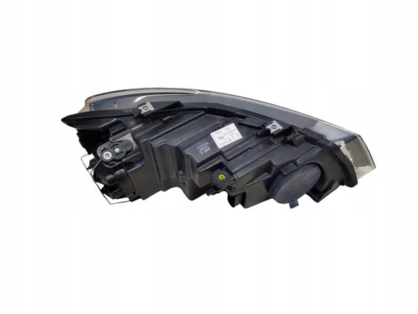 Farol Esquerdo TYC VW Polo V 2009–2014 image 8