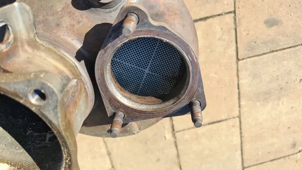 AUDI A6 C7 4G 2.0 TDI CATALYSEUR DPF image 5