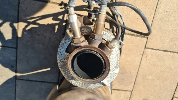 AUDI A6 C7 4G 2.0 TDI CATALYSEUR DPF image 6