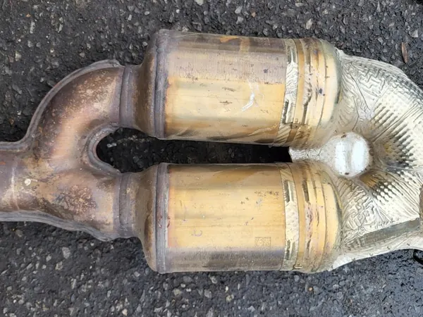 Système d'échappement OEM 5Q0131723 pour Seat Ateca 2.0 TFSI image 4