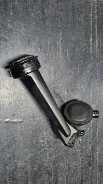 Bouchon de remplissage d'huile OEM 074115308E VW T4 2.5 TDI image 2