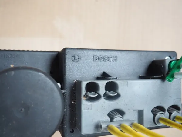 Mercedes keskuslukituspumppu OEM 2108002548 image 6