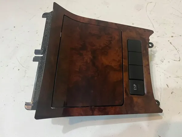 VW Golf V Aschenbecher OEM 1K0857961 - Gebraucht image 4