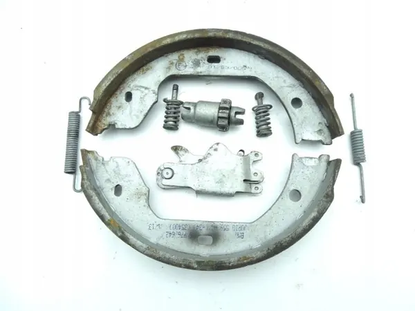 OEM 6776642 Sabots Frein à Main Arrière Gauche BMW X6 F16 image 2